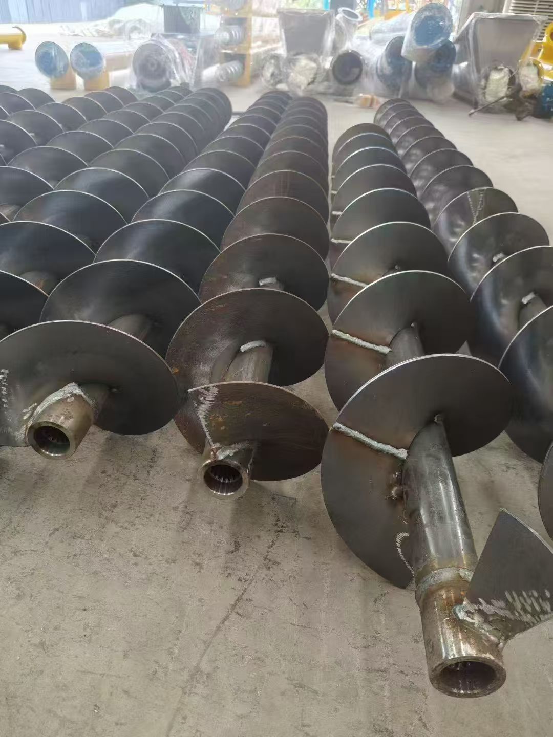 兰州市螺旋蛟龙叶片螺旋输送机 - 价格